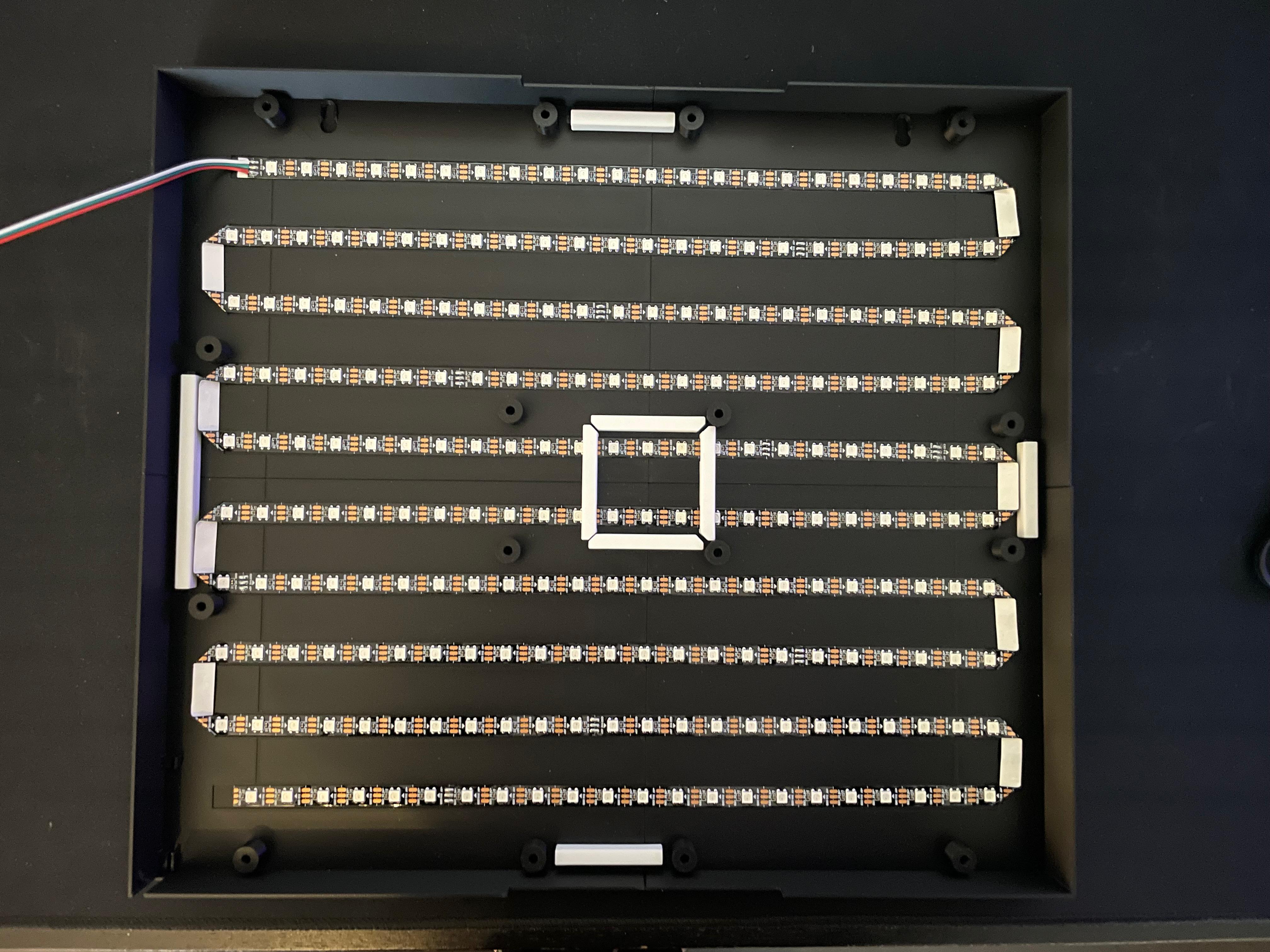 Verbindung mit der Qlock in nRF Connect